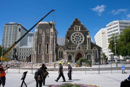 Akaroa Shore Excursion: Banks Peninsula, Christchurch City Tour and the International Antarctic Centre