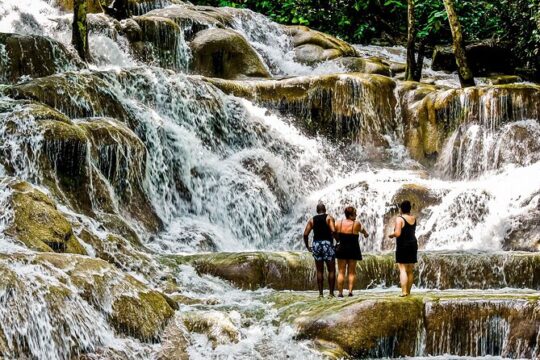Dunns River and Blue hole tour from Montego Bay Accommodations