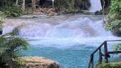 Blue hole love
