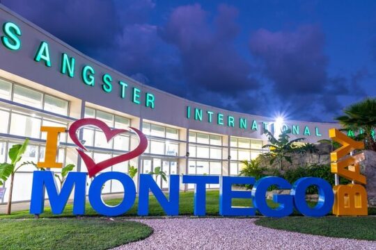 Private Roundtrip Sangster Airport to Montego Bay Hotels
