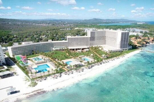 Private Airport Transfer to RIU PALACE AQUARELLE