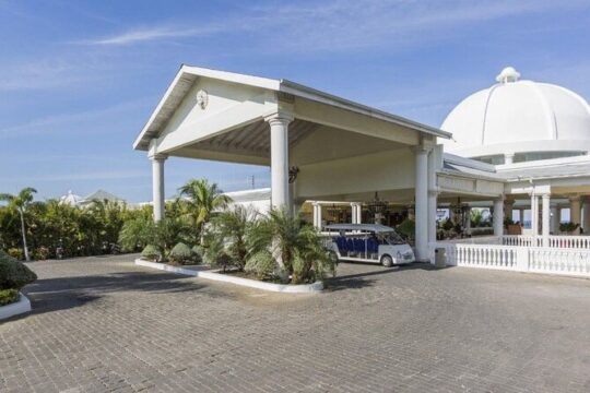 Grand Palladium Private Airport Transfer